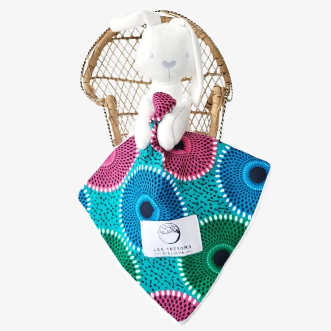 Bunny Wax ORELIOS – doudou lapin fait main pour bébé, jouet d’éveil coloré et doux, confection artisanale Les Trésors d’Elikya